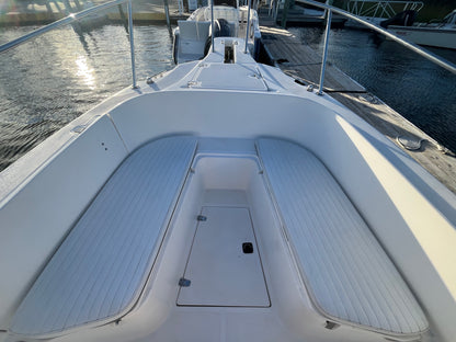 1999 26’ Boston Whaler