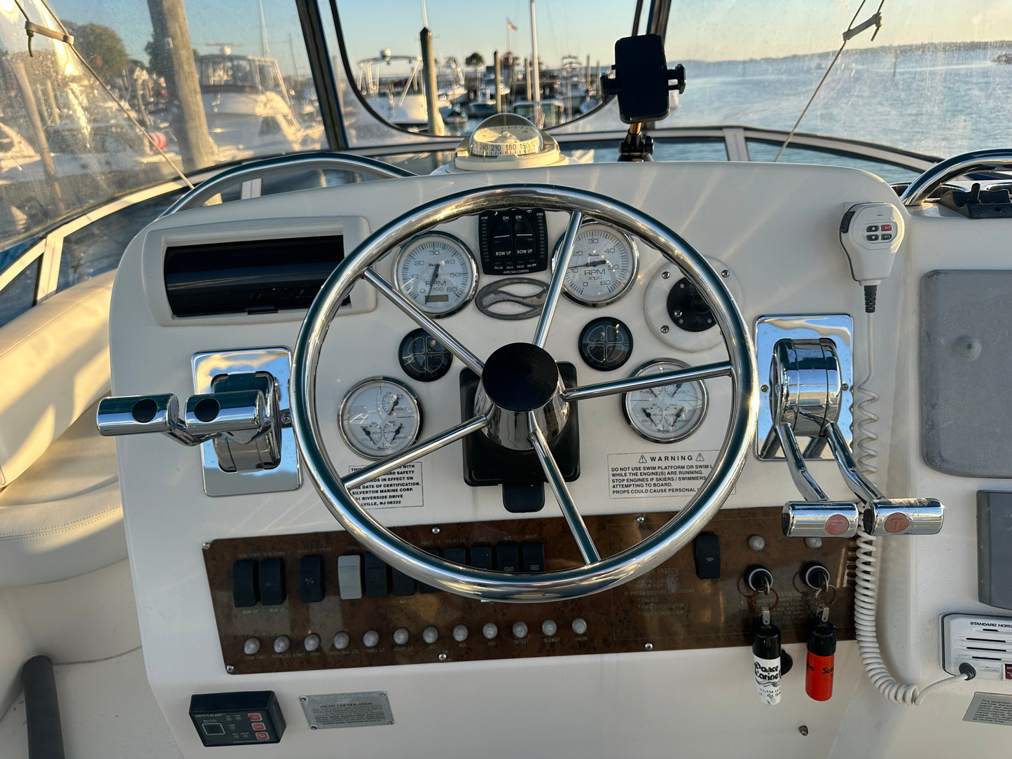 2003 35’ Silverton