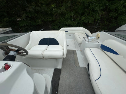 2003 26' Crownline
