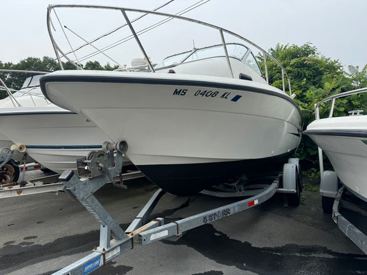 2000 21' Hydra-Sports 212 Seahorse Walk Around