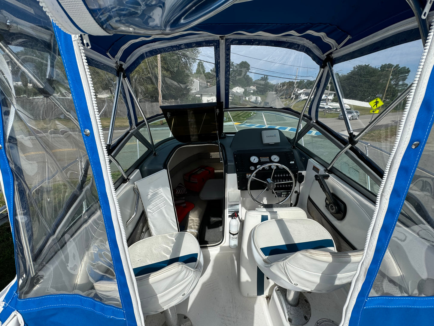 1999 22' Trophy Bayliner
