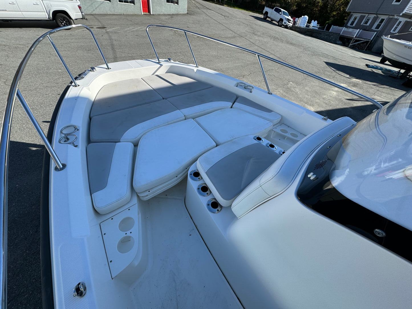 2014 21' Boston Whaler 210 Dauntless