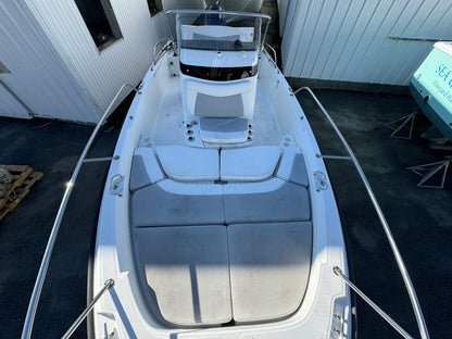 2014 21' Boston Whaler 210 Dauntless