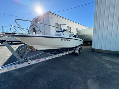 2014 21' Boston Whaler 210 Dauntless
