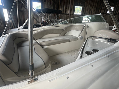 2002 24' Sea Ray Sundeck