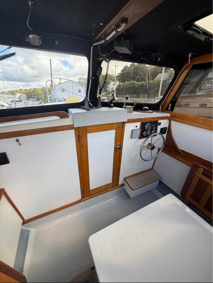 1980s Classic 26' Grover Diesel