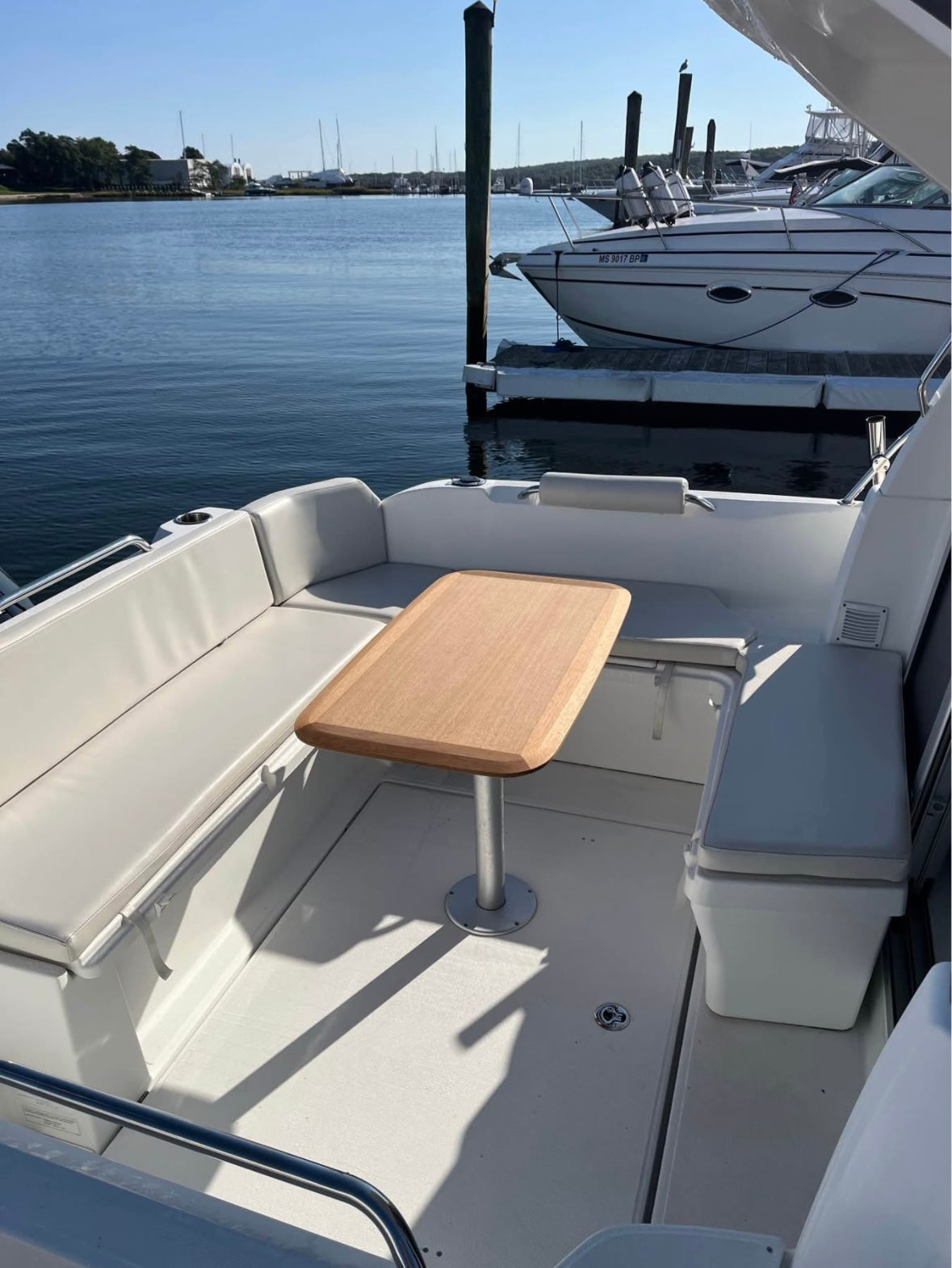 2020 23' Beneteau Antares