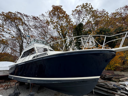 1986 32' Stamas Flybridge Sedan