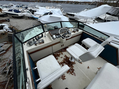 1986 32' Stamas Flybridge Sedan