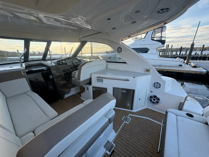 2017 26' Regal Sport Coupe