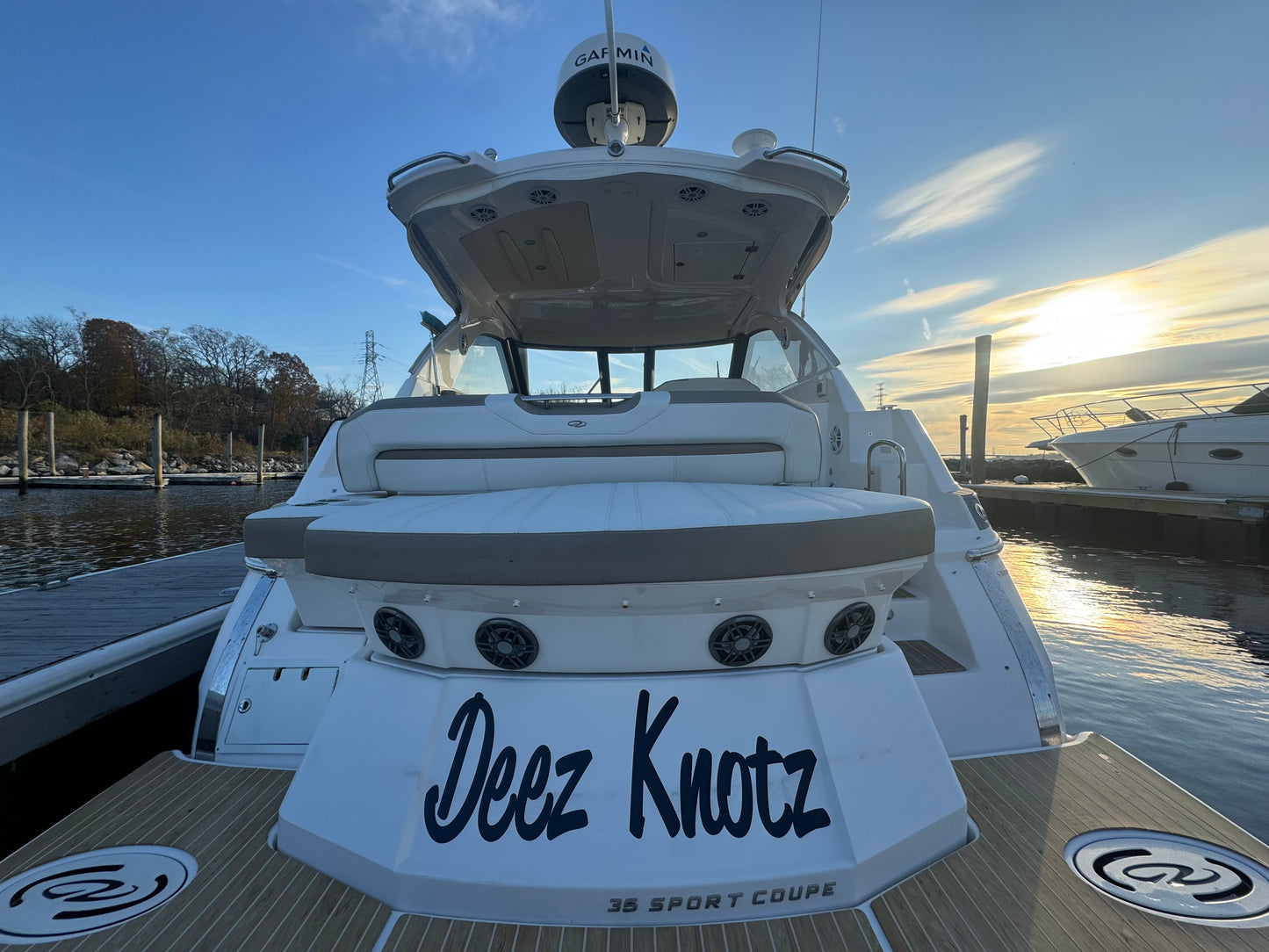 2017 26' Regal Sport Coupe