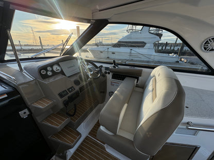 2017 26' Regal Sport Coupe