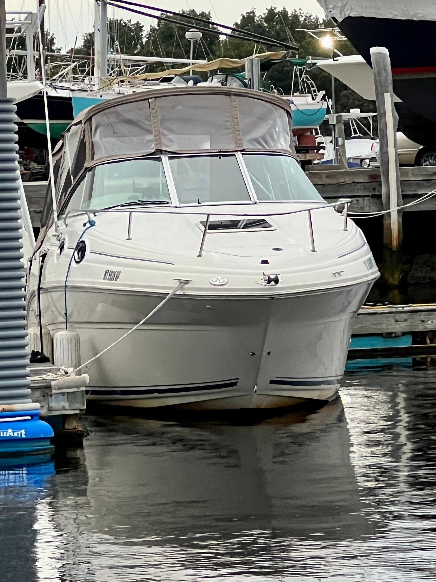 2004 24’ Sea Ray Sundancer