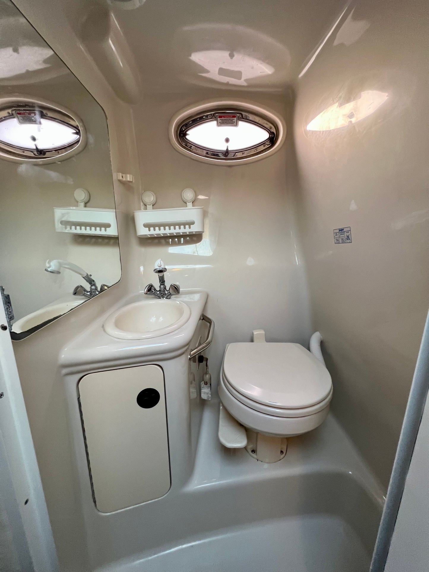 2004 24’ Sea Ray Sundancer