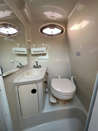 2004 24’ Sea Ray Sundancer