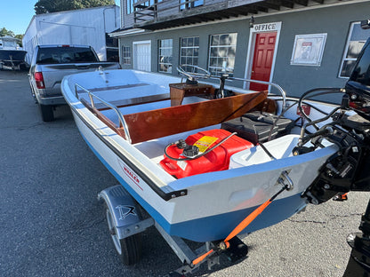 1972 13' Boston Whaler