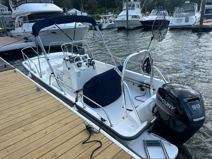 2016 17' Boston Whaler Montauk
