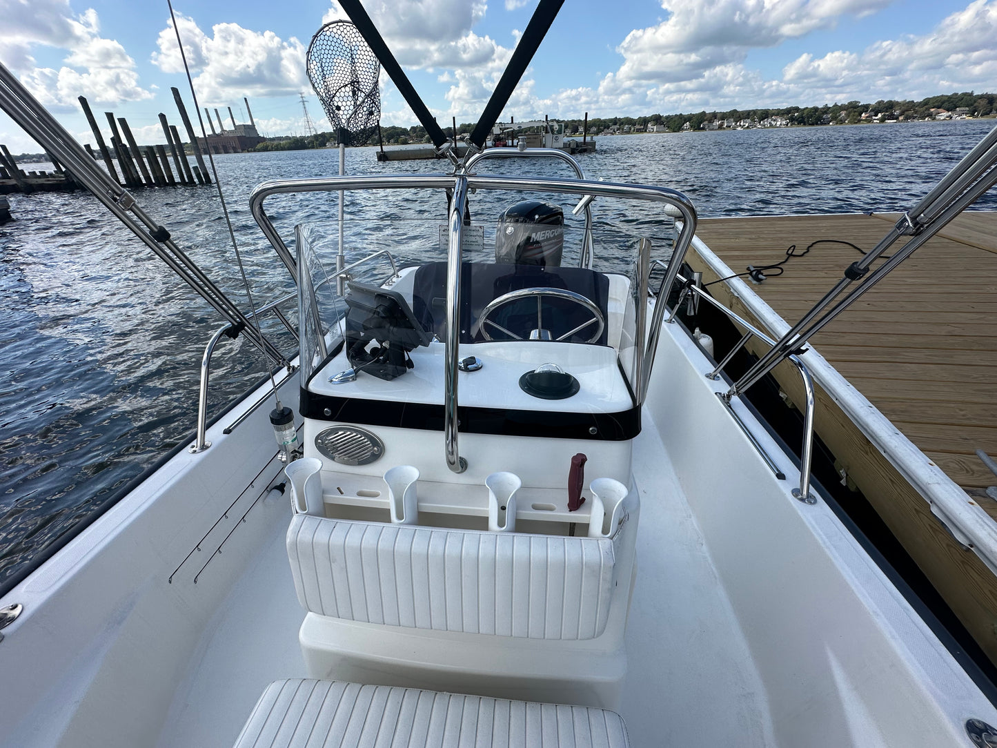 2016 17' Boston Whaler Montauk
