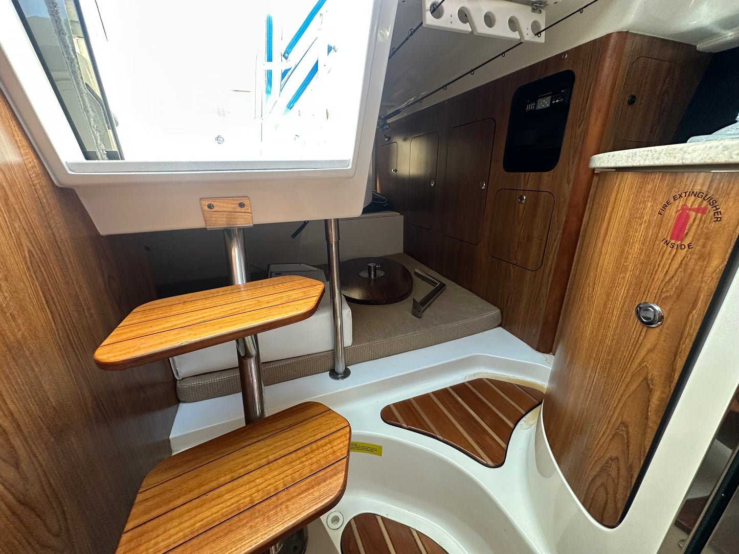 2010 Pursuit 315 Offshore