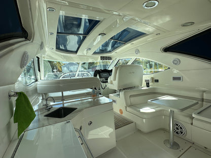 2011 47' Sea Ray Sundancer