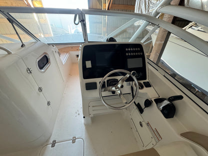 2017 24' Edgewater 248CX Crossover