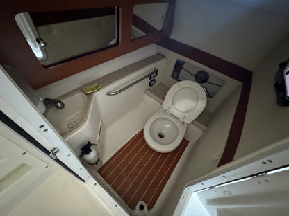 2017 24' Edgewater 248CX Crossover