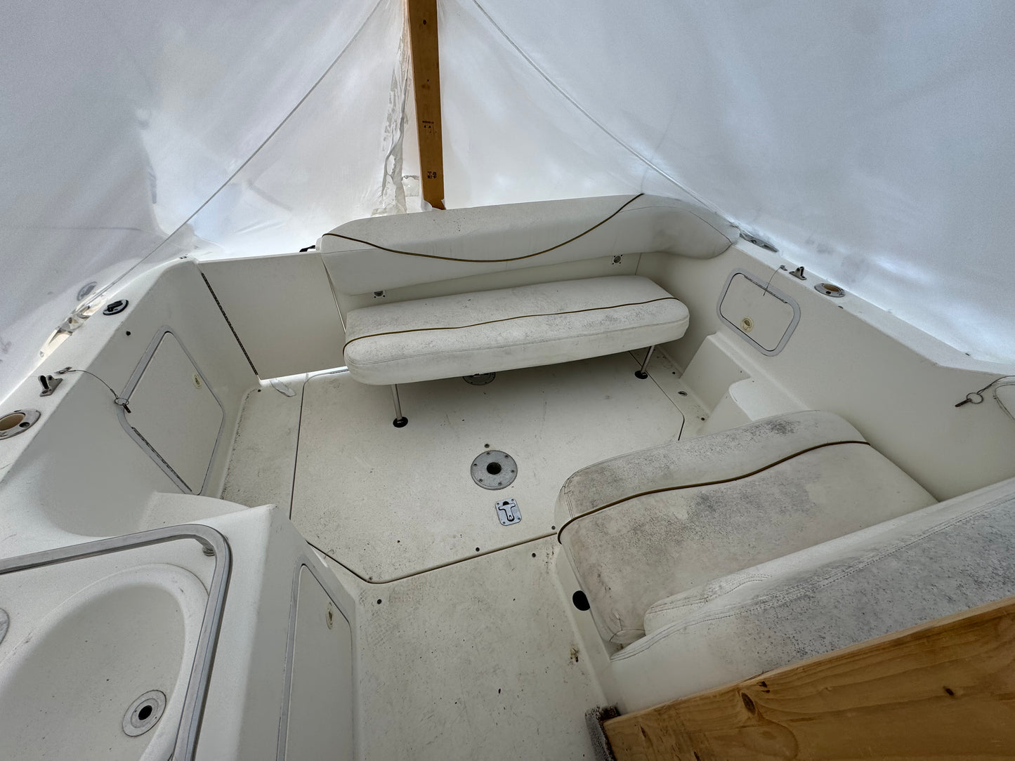 2000 24' Sea Ray Weekender