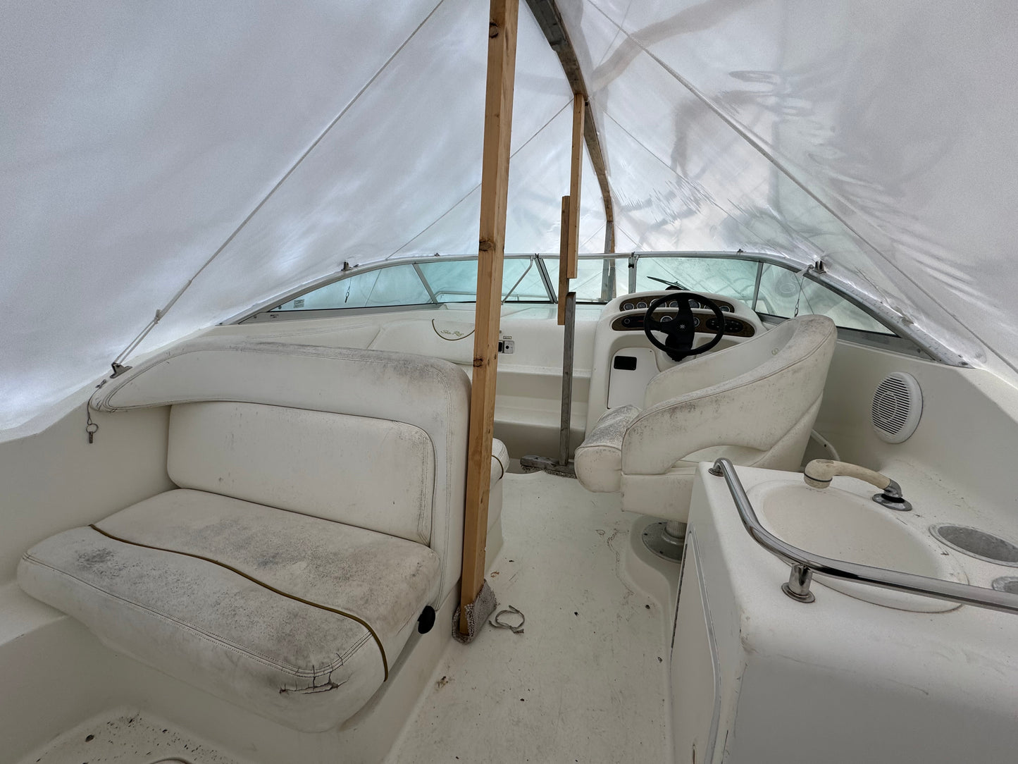 2000 24' Sea Ray Weekender