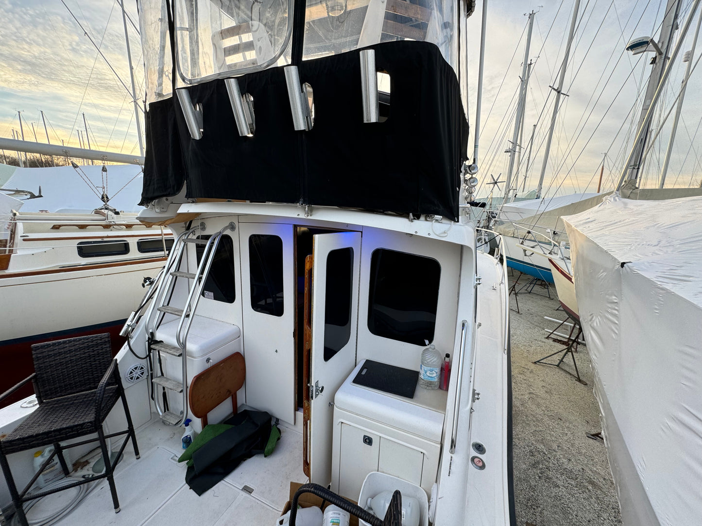 1990 32’ Luhrs Tournament 320