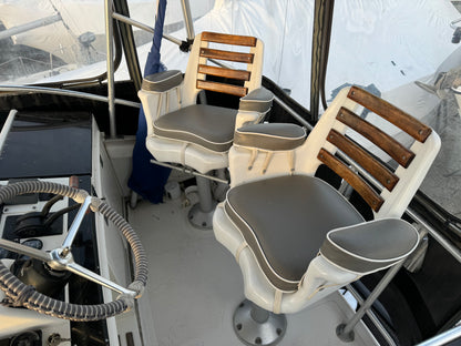 1990 32’ Luhrs Tournament 320