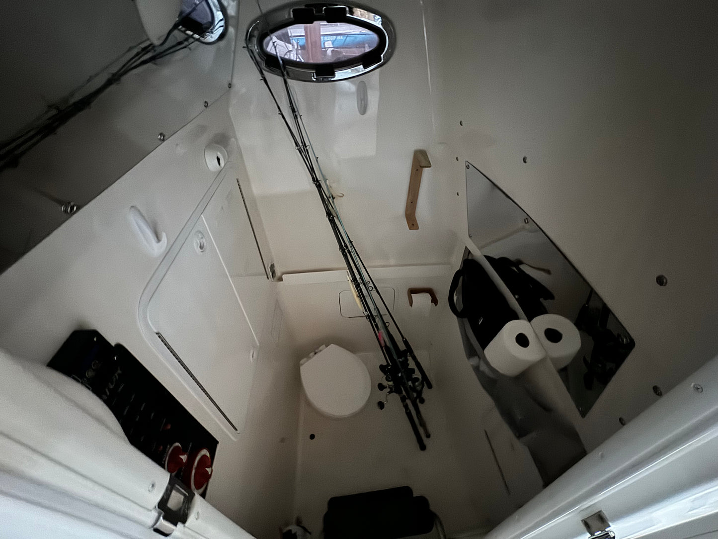 2014 28’ Regulator