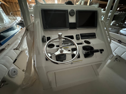 2014 28’ Regulator