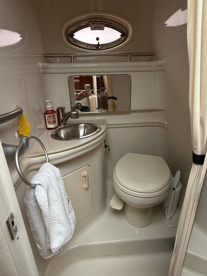 2008 28’ Sea Ray Sundancer