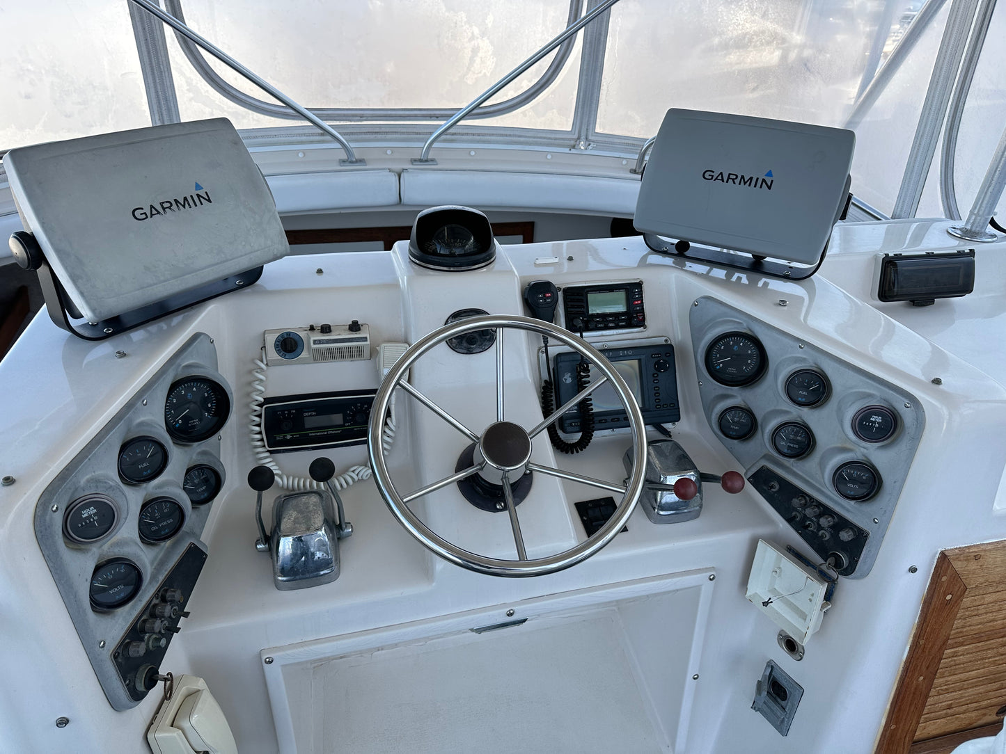 1987 40’ Silverton